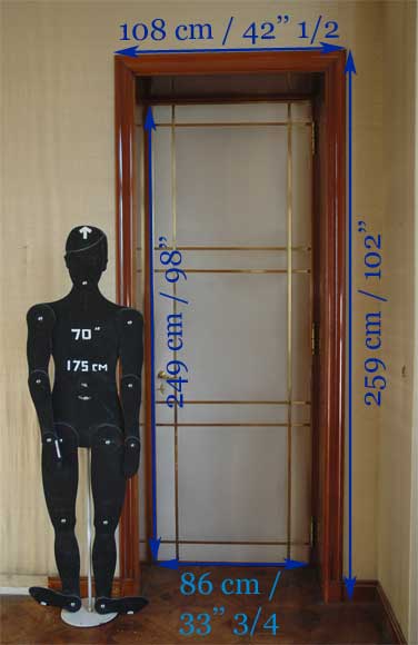 Série de quatre portes en cuir et laiton Série de quatre portes en cuir et laiton-8