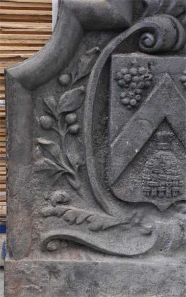 Plaque de cheminée ancienne armoriée Plaque de cheminée ancienne armoriée-3