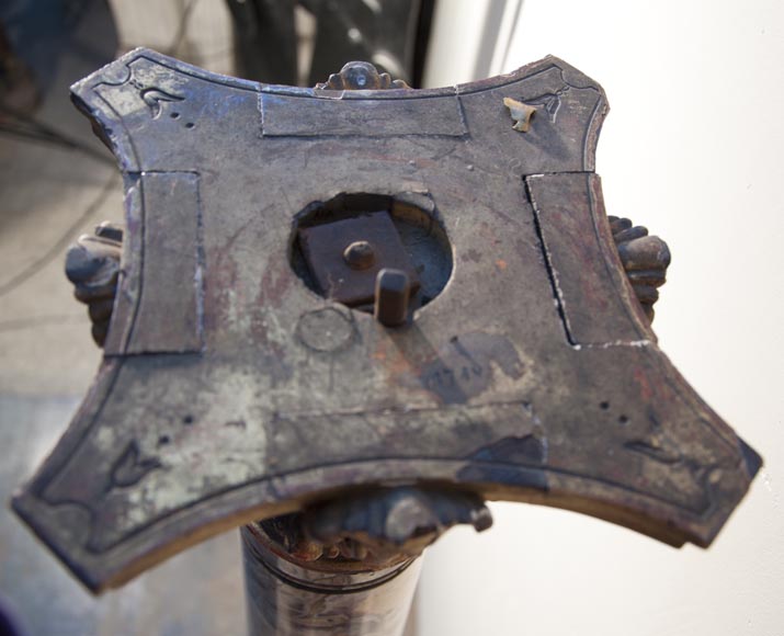 Paire de colonnes anciennes de style Louis XVI en Brèche Violette et bois sculpté et doré Paire de colonnes anciennes de style Louis XVI en Brèche Violette et bois sculpté et doré-5