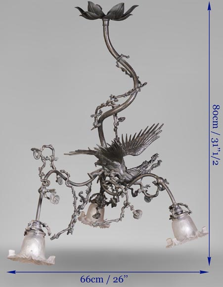 Lustre en bronze à patine brune à décor de dragon en vol et branches de cerisier en fleurs-7