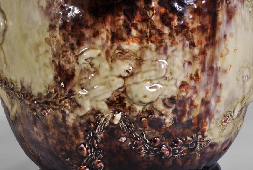 Théodore DECK (1823-1891) et Joseph Gustave CHERET (1838-1894) - Important vase à décor en relief de naïades et de chérubins-5