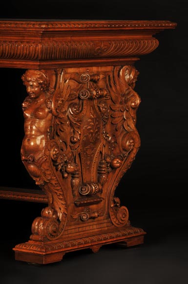 Henri-Auguste FOURDINOIS (1830-1907) - Table de style néo-Renaissance à décor de chimères-1