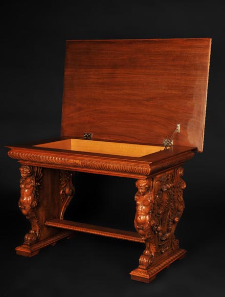 Henri-Auguste FOURDINOIS (1830-1907) - Table de style néo-Renaissance à décor de chimères-5