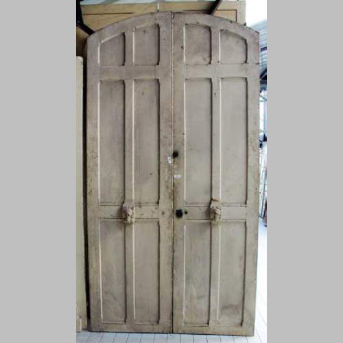 Porte double étroite
