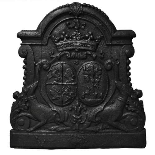 Plaque de cheminée ancienne aux armes d'alliance de Gilles Brunet, Marquis de la Palisse, et de Françoise-Suzanne Bignon