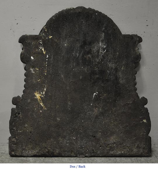 Plaque de cheminée ancienne aux armes d'alliance de Gilles Brunet, Marquis de la Palisse, et de Françoise-Suzanne Bignon-5