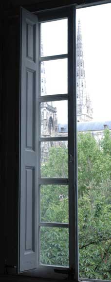 Pièce de boiserie du XVIIIème siècle et son parquet d'origine.-9