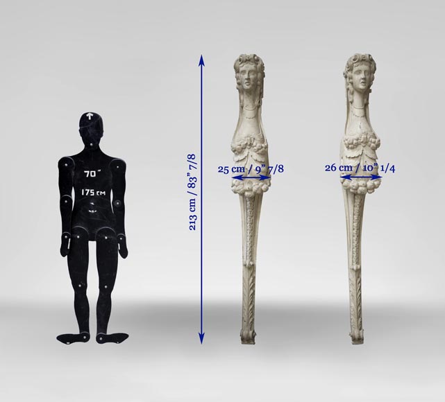 Paire de cariatides engainées en bois sculpté et peint du XVIIIè siècle-6