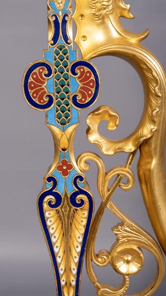 Paire de chenets de style Napoléon III en bronze doré au décors émaillé-4