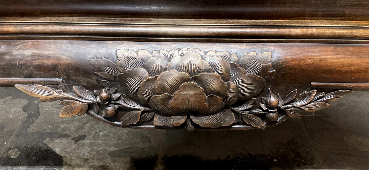 DAÏ NIPPON, Cabinet japonisant à marqueterie de nacre. DAÏ NIPPON, Cabinet japonisant à marqueterie de nacre.-7