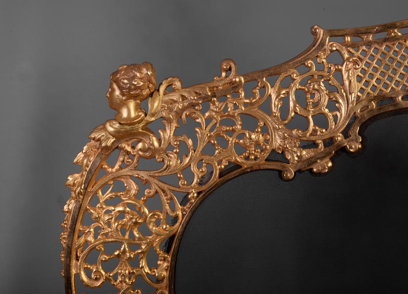 Grand pare-étincelles ancien en bronze doré de style Napoléon III à la tête de satyre -4