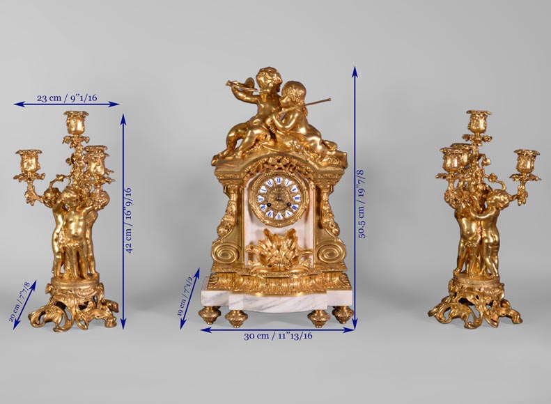 Maison DENIERE - Garniture de cheminée de style Napoléon III, en marbre et bronze doré, à décor d'enfants-10