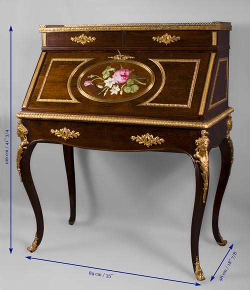 Julien-Nicolas RIVART (1802-1867) - Bureau de pente aux espagnolettes de bronze doré  et à décor de marqueterie de porcelaine-6