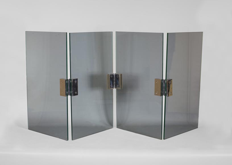 Pare étincelles à quatre vantaux en verre et métal chromé, années 1970-0
