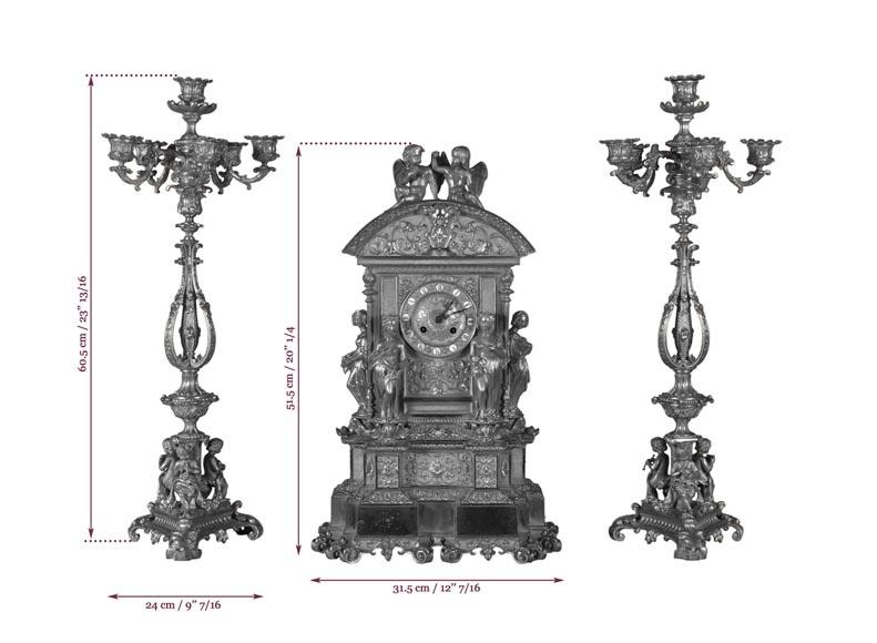 Importante garniture de cheminée Romantique en bronze doré aux Quatre Saisons-11