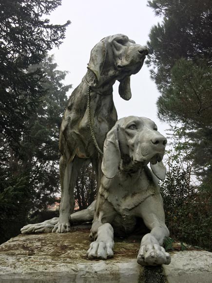 ""Hunting dogs"", exceptional antique cast iron statue signed by Camille Gaté, model from the 1889 World's Fair_fr