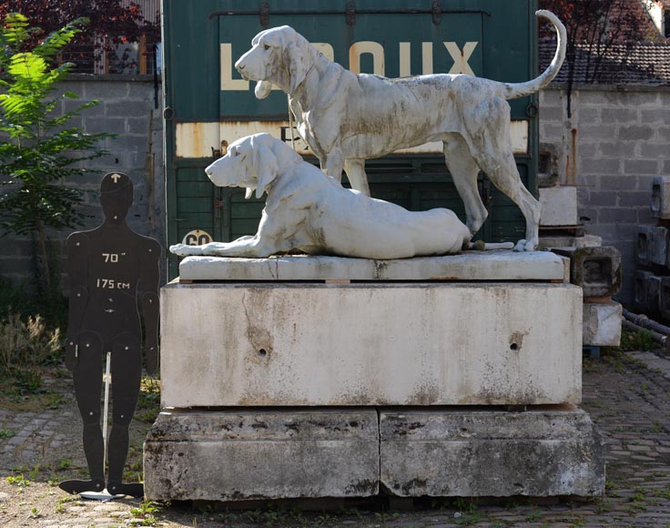 ""Hunting dogs"", exceptional antique cast iron statue signed by Camille Gaté, model from the 1889 World's Fair_fr