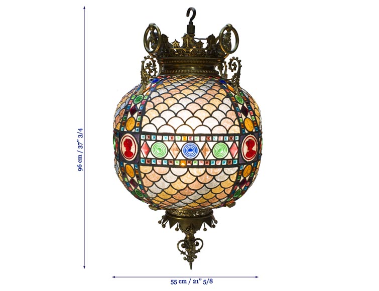 Très beau lustre sphérique en vitrail de style Néo-Gothique, fin du XIXè siècle-6