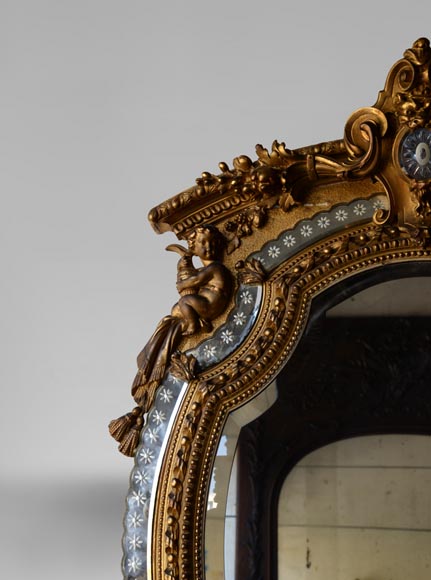 Beau miroir ancien à parecloses de style Napoléon III à décor de putti-2