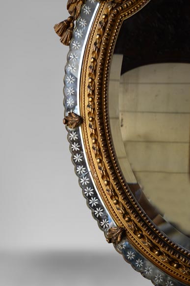 Beau miroir ancien à parecloses de style Napoléon III à décor de putti-4