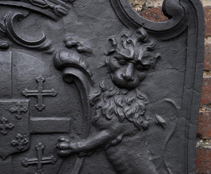 Belle plaque de cheminée ancienne aux armes de la famille de Cléron, Lorraine, XVIIIè siècle-4