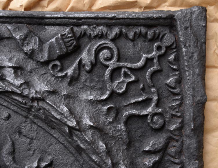 Plaque de cheminée ancienne représentant les Damnés brûlant en Enfer -6