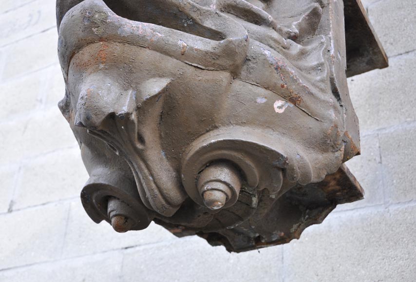 Gustave Eiffel (1832-1923) - Two cast iron dolphins coming from the Pont de la Porte de France in Grenoble, circa 1892_fr