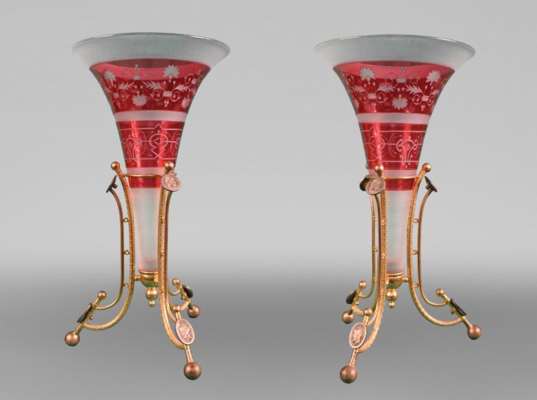 BACCARAT, Paire de vases montés, vers 1878-0