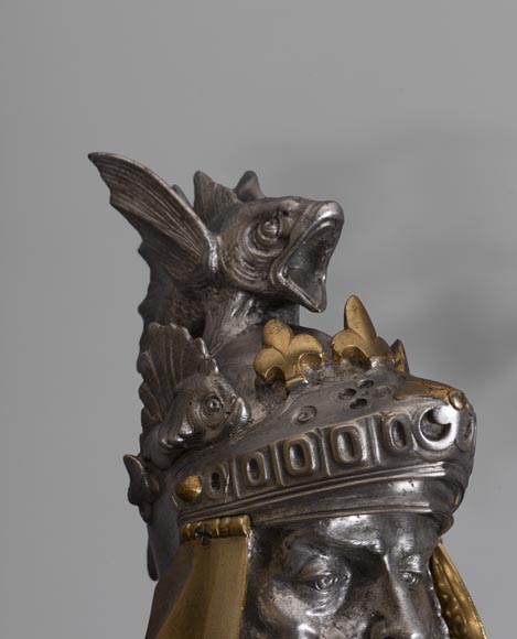 Garniture de cheminée aux guerriers barbus et en armure, en bronze argenté et doré-2