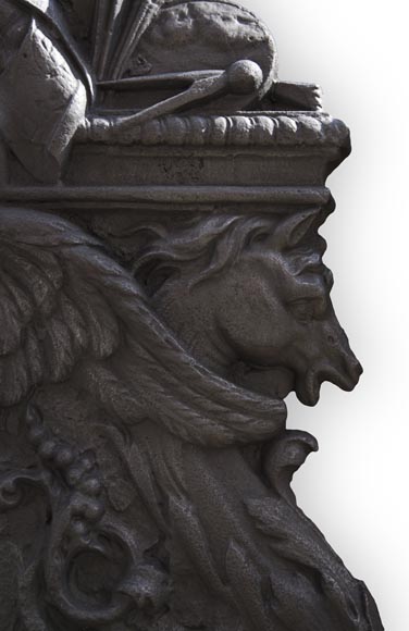 Extraordinaire plaque de cheminée aux armes de Jean-Baptiste Colbert, marquis de Seignelay-5