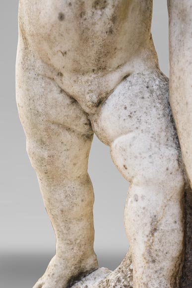 Vénus et Cupidon, statue hollandaise du XVIIe siècle, en marbre de Carrare-7