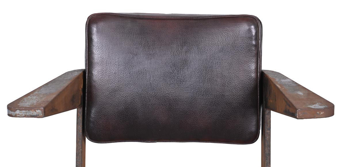 Fauteuil de PROUVÉ Jean, à prouver qu’il est de Prouvé-7