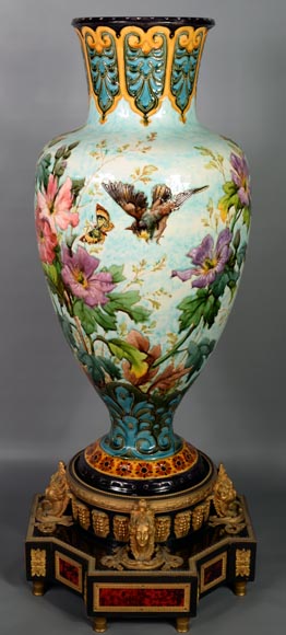 Très beau et important vase balustre Napoléon III en porcelaine sur une base en placage de bois et écailles-3