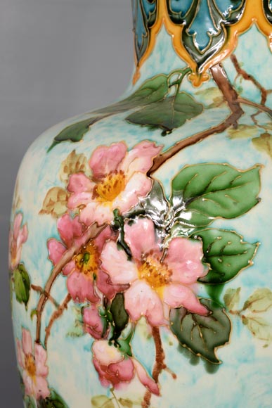 Très beau et important vase balustre Napoléon III en porcelaine sur une base en placage de bois et écailles-7