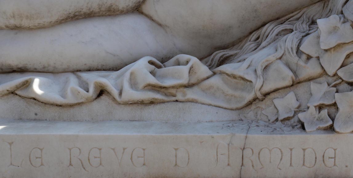 Magnifique statue en marbre Statuaire de Carrare représentant  