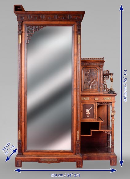 Gabriel VIARDOT (attribué à) - Armoire asymétrique à riche décor gravé et sculpté d'inspiration extrême orientale-14