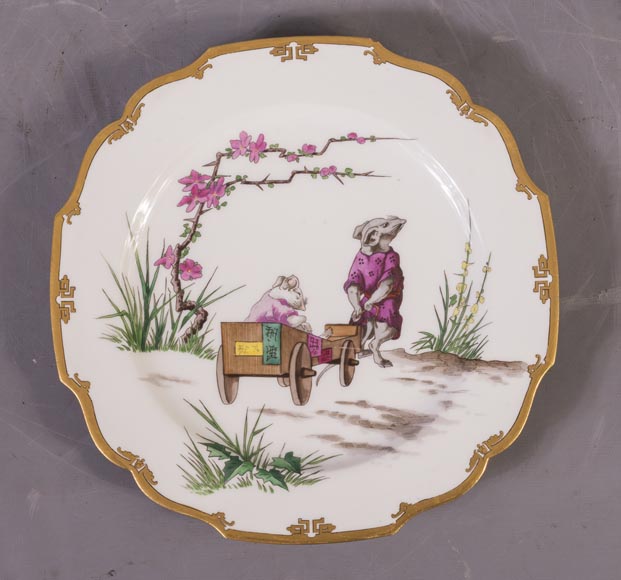 Ch. PILLIVUYT & Cie, Paris - « Le village secret des souris » Ensemble de 12 assiettes japonisantes inspirées par la Manga de Hokusai-4