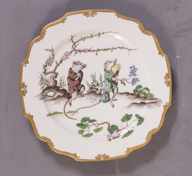 Ch. PILLIVUYT & Cie, Paris - « Le village secret des souris » Ensemble de 12 assiettes japonisantes inspirées par la Manga de Hokusai-6