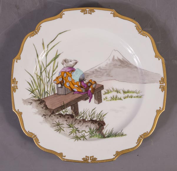 Ch. PILLIVUYT & Cie, Paris - « Le village secret des souris » Ensemble de 12 assiettes japonisantes inspirées par la Manga de Hokusai-11