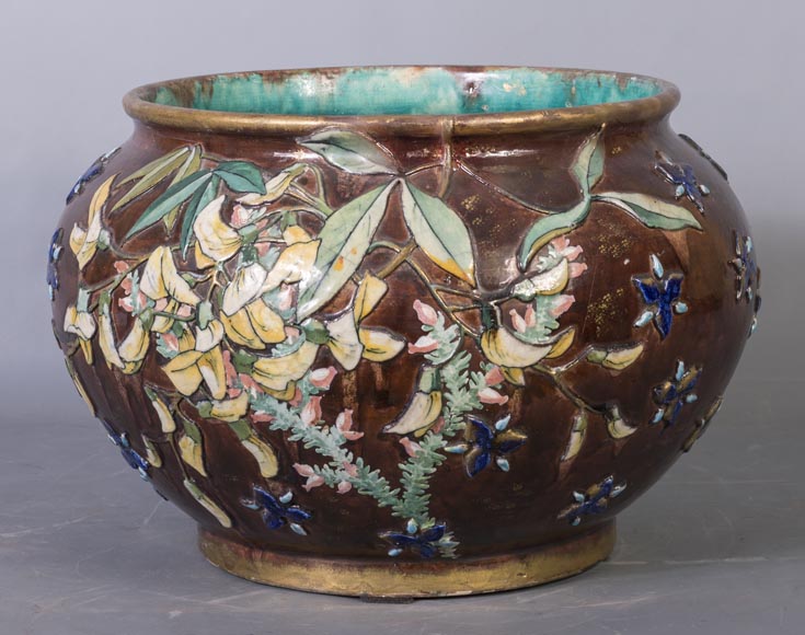 Fernand THESMAR, Cache pot en céramique au décor floral en émail appliqué-2