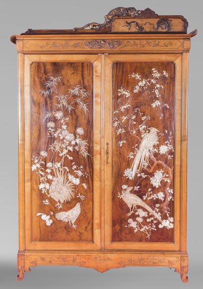 Gabriel VIARDOT (1830-1906) (attribué à) - Importante armoire japonisante aux grands panneaux de marqueterie-0