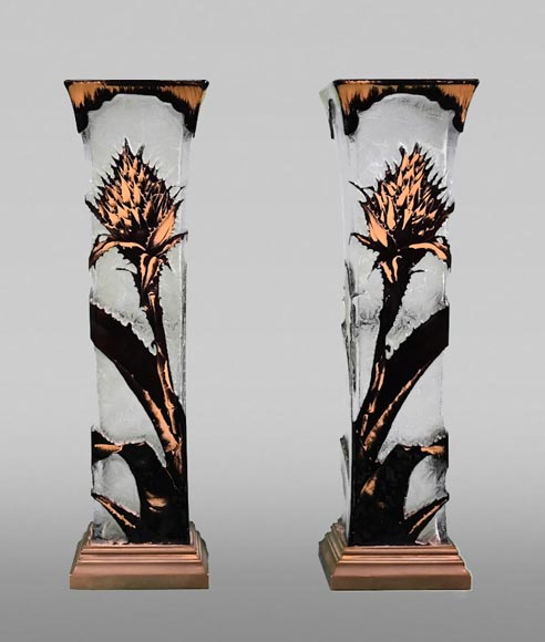 BACCARAT, Paire de vases aux chardons, vers 1890-0