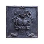 Belle plaque de cheminée ancienne aux écus d'alliance du marquis de Vichy et de Claude-Josèphe-Marie de Saint-Georges
