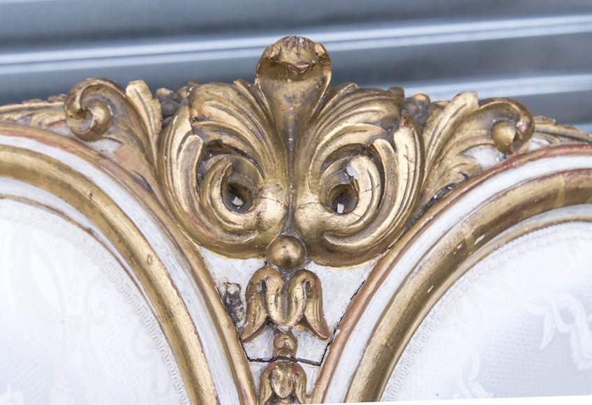 Grande banquette ancienne de style Louis XV en bois doré-2
