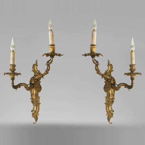 Paire d'appliques Louis XV en bronze doré