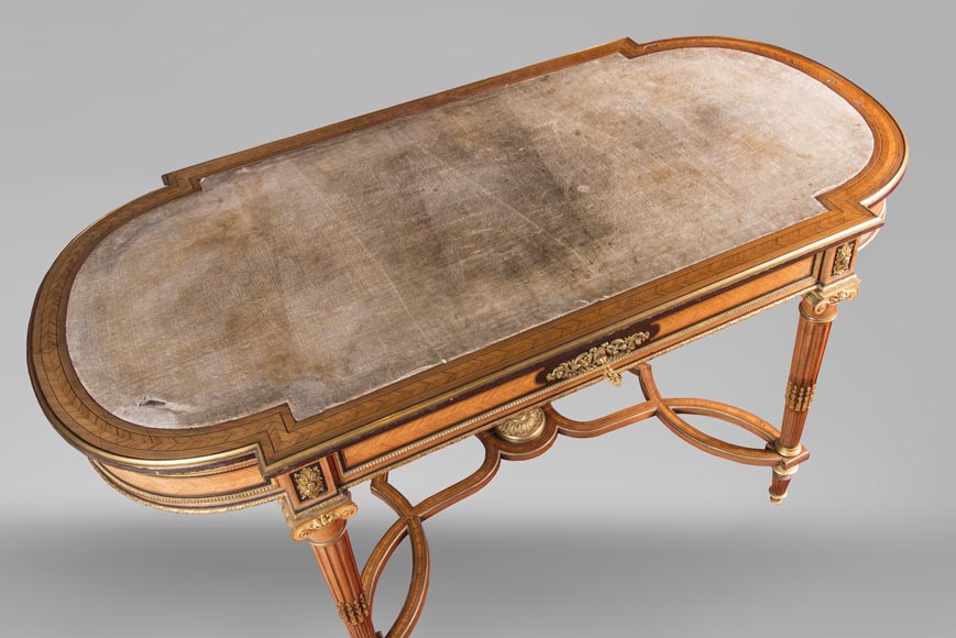 Henri-Auguste FOURDINOIS (1830-1907) - Bureau plat de milieu de style Louis XVI -7