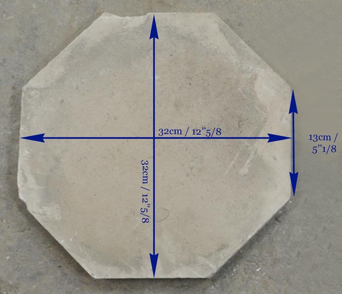 Sol composé d'un bel ensemble de cabochons octogonaux du XIXe siècle-6