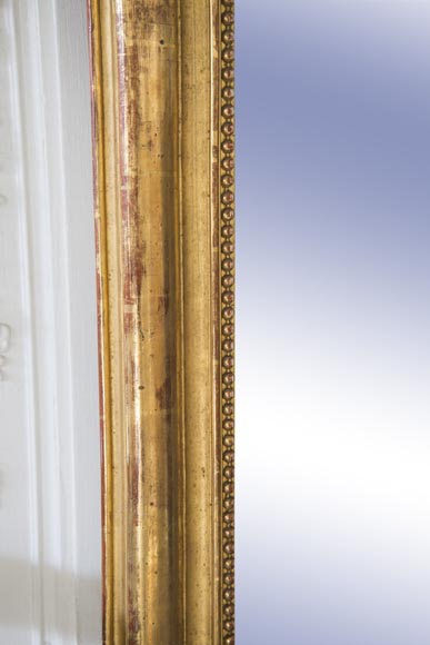 Trumeau de style Louis-Philippe en bois et stuc doré et perlé-2