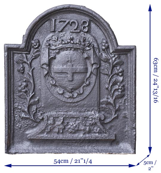 Plaque de cheminée aux armoiries de Paul-Jules de La Porte-Mazarin datée 1728-5