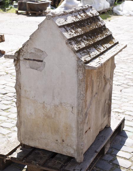 Belle niche en ciment de style Rocailleur avec mousse sur le toit-6